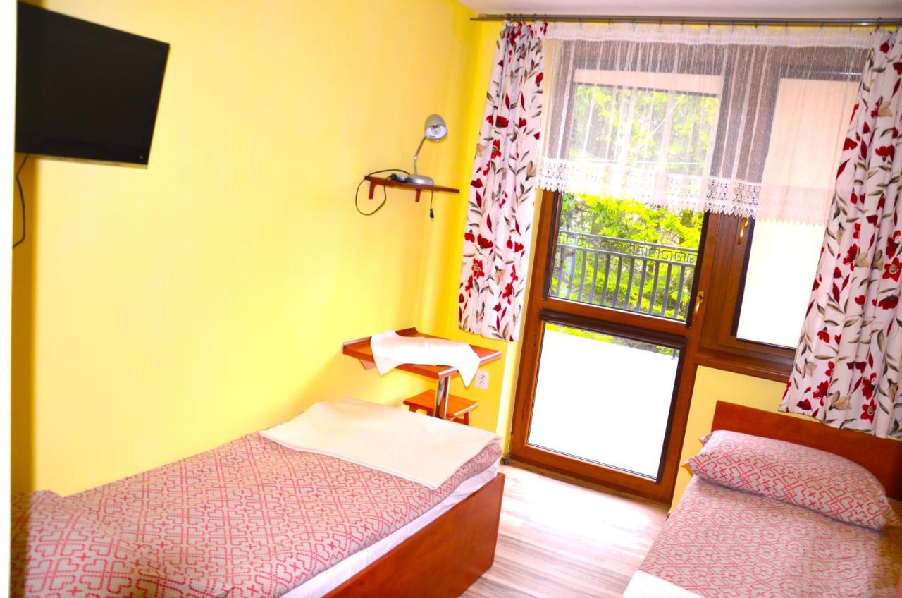 Osrodek Wypoczynkowo-Szkoleniowy Halny Hotel Завоя Екстериор снимка