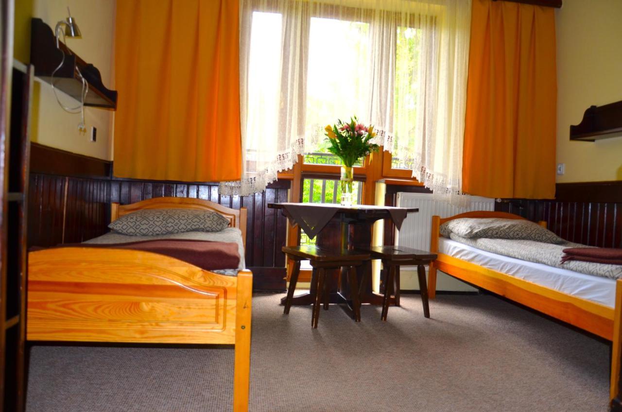 Osrodek Wypoczynkowo-Szkoleniowy Halny Hotel Завоя Екстериор снимка